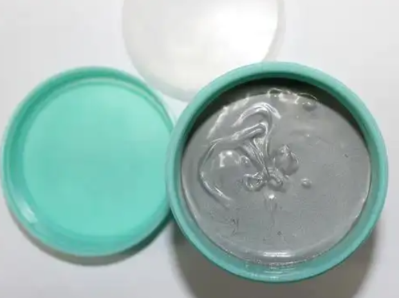 无铅锡膏与有铅锡膏在芯片封装工艺中的应用与
锡膏助焊剂清洗剂介绍
